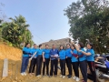 Chung tay giúp đỡ hộ nghèo xoá nhà tạm, nhà dột nát trên địa bàn huyện. Chiều 17/01 đoàn viên công đoàn trường THCS Hùng An, giúp ngày công lao động và hỗ trợ 1.300.000đ tiền mặt cho hộ gia đình ông Bàn Văn An, thuộc hộ nghèo thôn Bó Loỏng, xã Hùng An, huyện Bắc Quang.